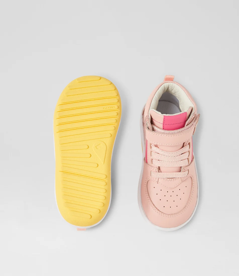 Bobux Kid+ Topspin in Seashell pink