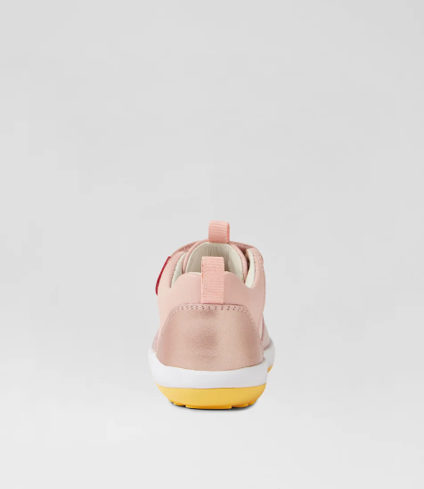 Bobux I walk Backspin in Seashell-Rose Gold
