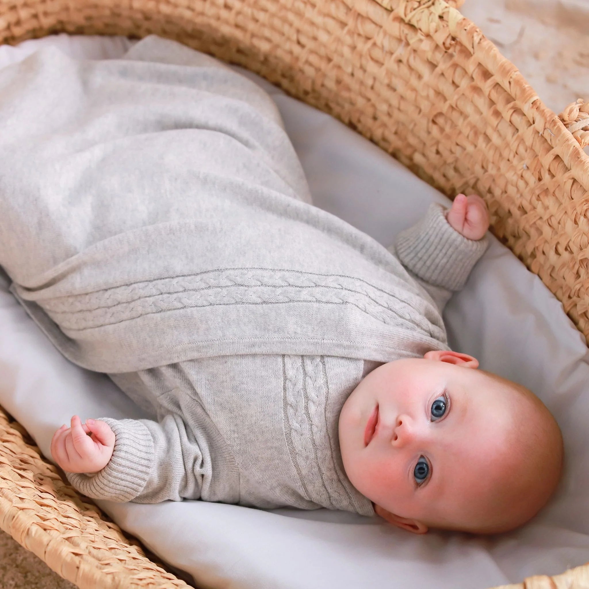 Jujo baby cable knitted shwrap in silver