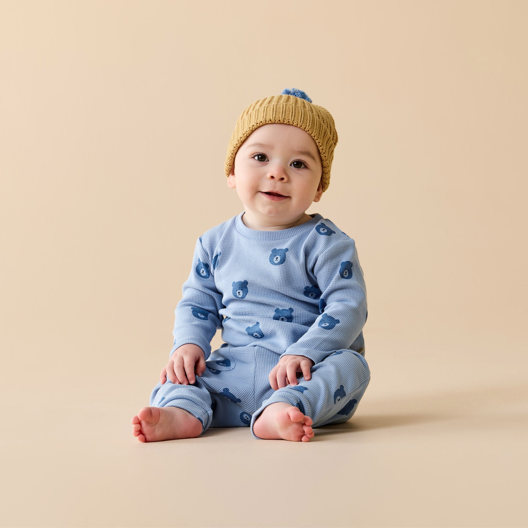 Wilson & Frenchy organic waffle set in bear hugs