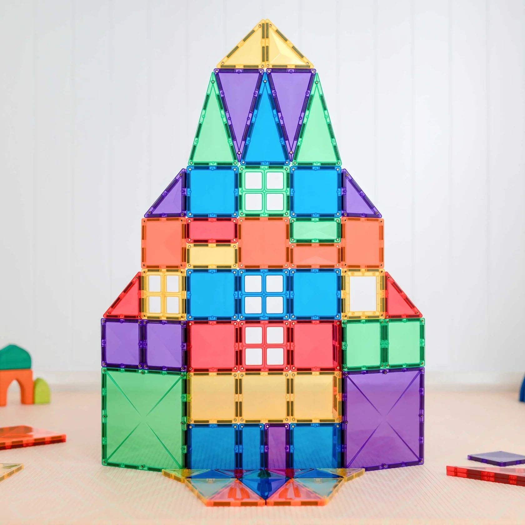 Connetix Magnetic Tiles 102 Pc Rainbow Creative Pack