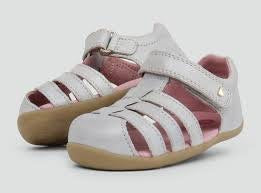 step-up-jump-sandal-silver-shimmer-in-silver