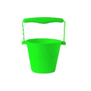 Scrunch bucket green gecko in green