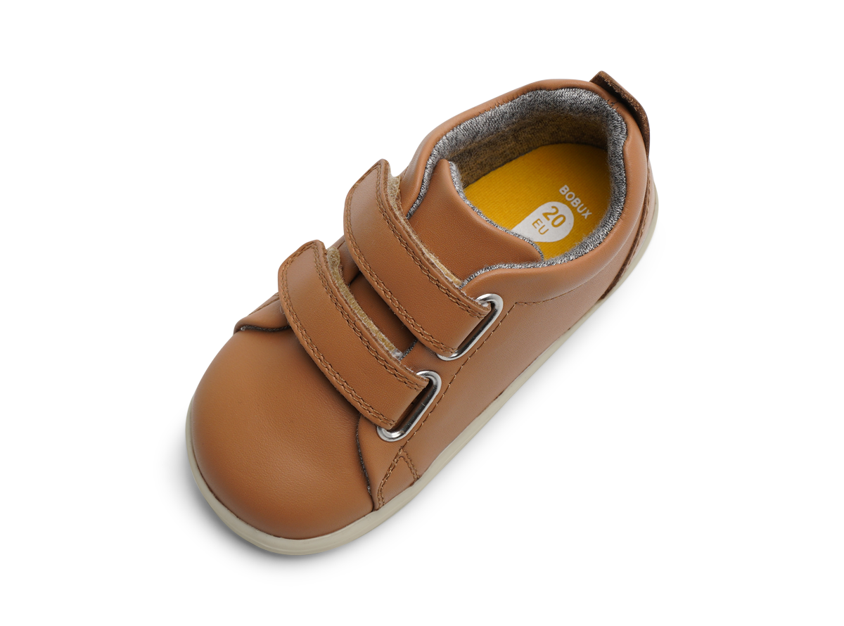 Bobux Step up Grass Court caramel in brown