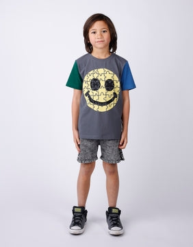 Minti Puzzle Face Tee in Green