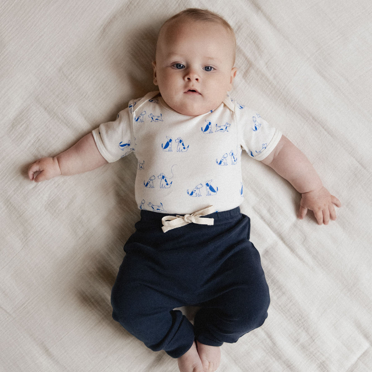 Nature Baby Short Sleeve Bodysuit - Dog Walk Print