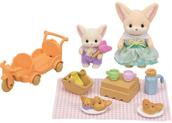 Sylvanian Families sunny picnic set Fenix fox and baby