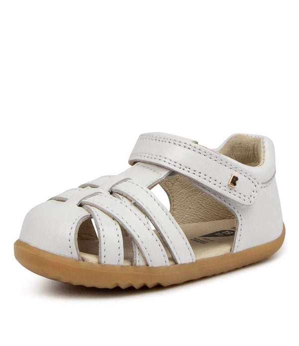 Bobux Step Up cross jump sandal in white