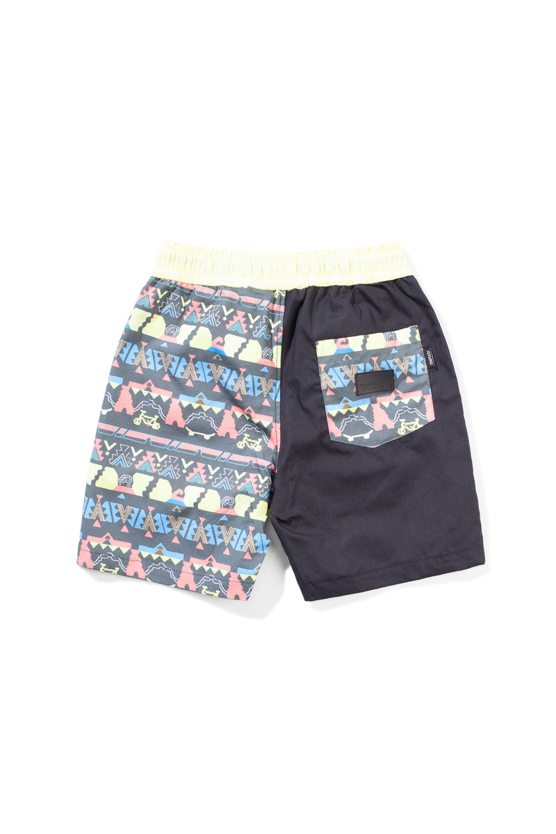 Munster Kids Tribe Short Black in Multi