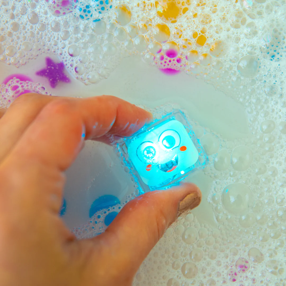 Glo Pals Light Up Cubes - Blair Blue