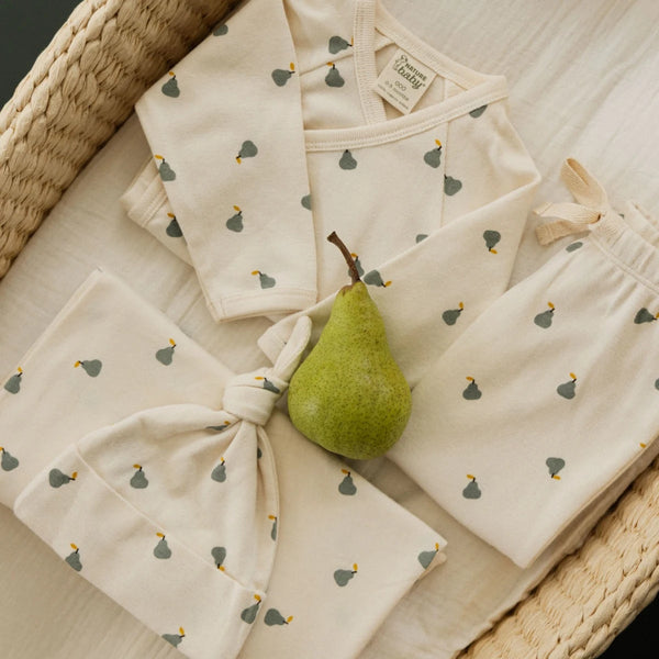 Nature baby welcome home gift set - pears