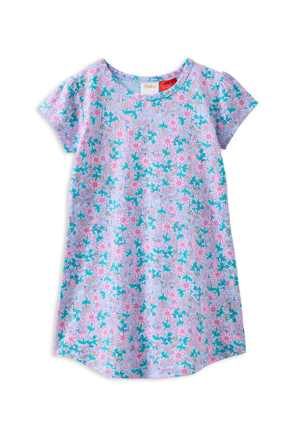 Milky Daisy Fields Nightie in floral
