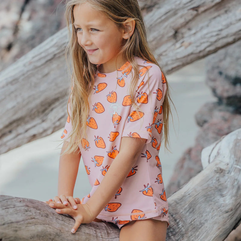 Crywolf short sleeve rash set in strawberry splash
