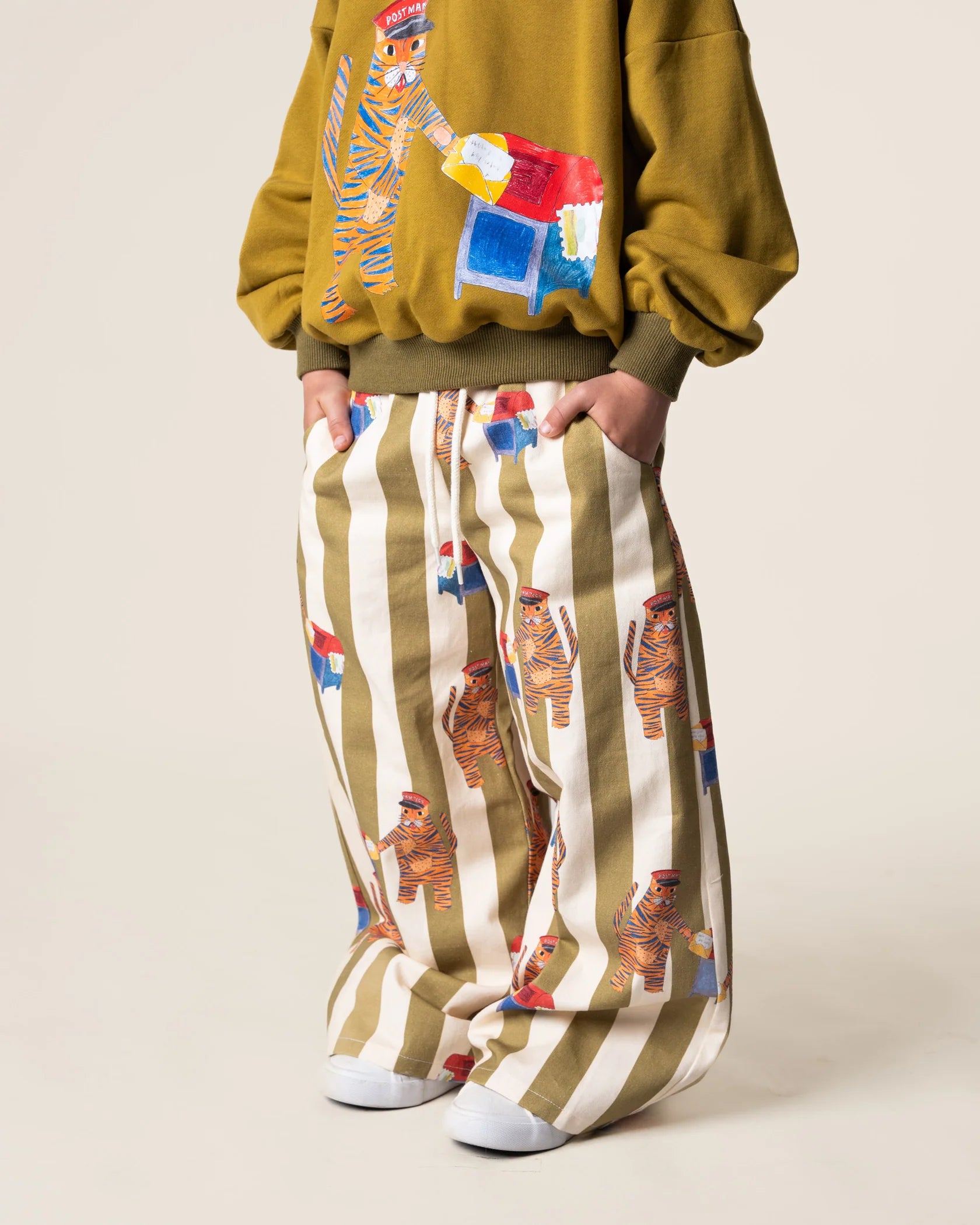 Das Ist Maurice French terry pullover tiger the postie