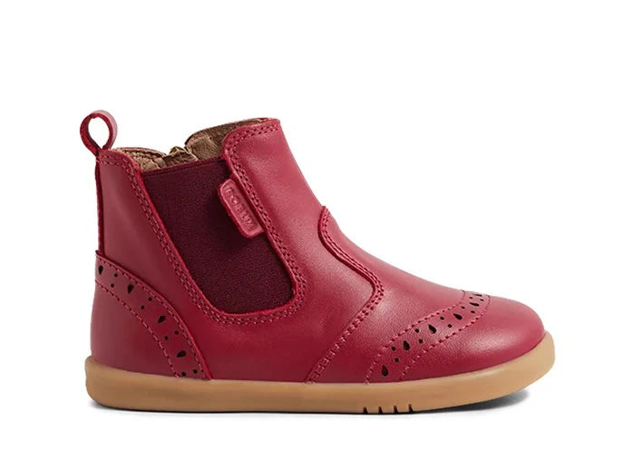 Bobux Iwalk Billie boots in Lilas red