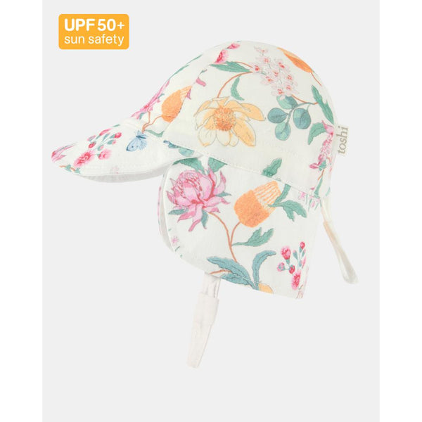 Toshi flap cap down under in Waratah Dawn