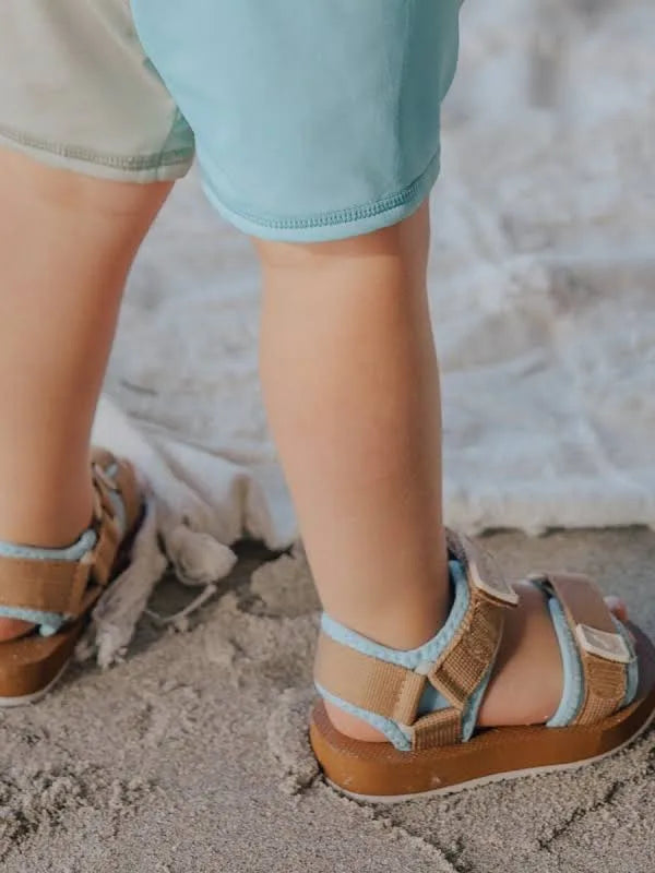 Crywolf beach sandal in sand & sky