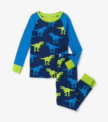 Hatley giant t-rex raglan pajama set