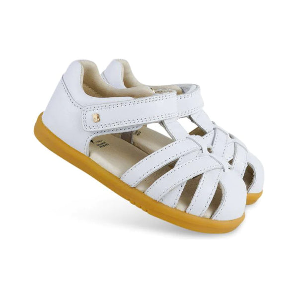 Bobux I-Walk cross jump sandal in white