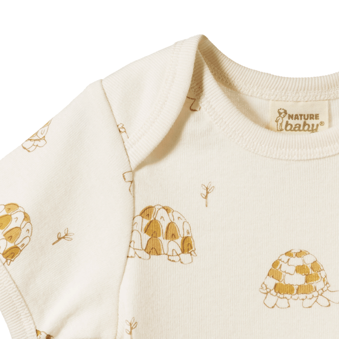 Nature Baby Bodysuit tortoise print in cream