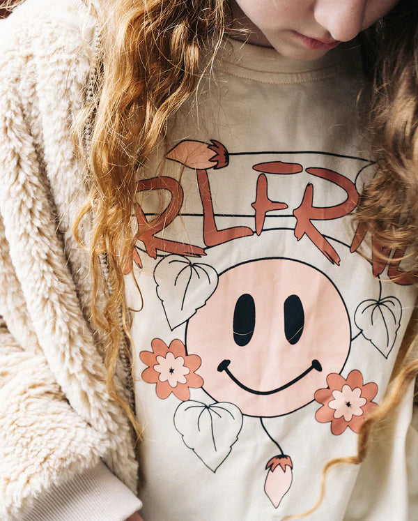 GRLFRND The Girl Club Smiles Long Sleeve Crop Tee cream in cream