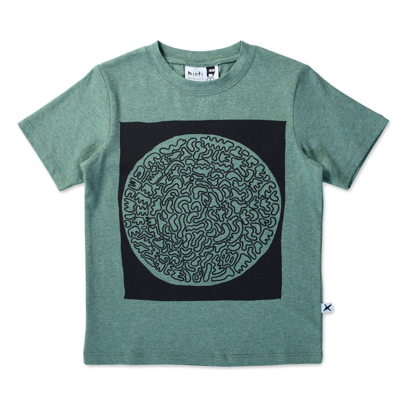 Minti Black Hole Tee Forest Marle in green