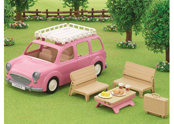 Sylvanian Families family picnic van