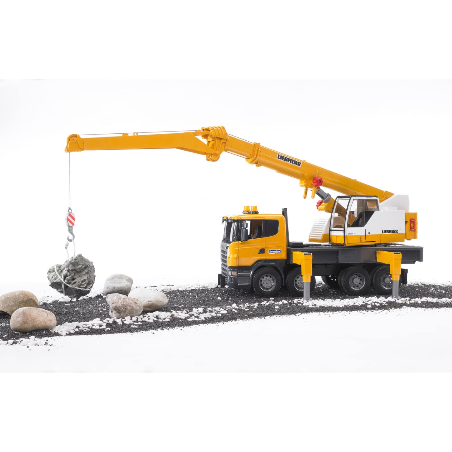Bruder Scania super 560r-series liebherr crane truck BRI:16