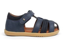 i-walk-roam-sandal-in-navy