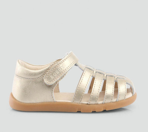 iwalk-skip-sandal-in-gold