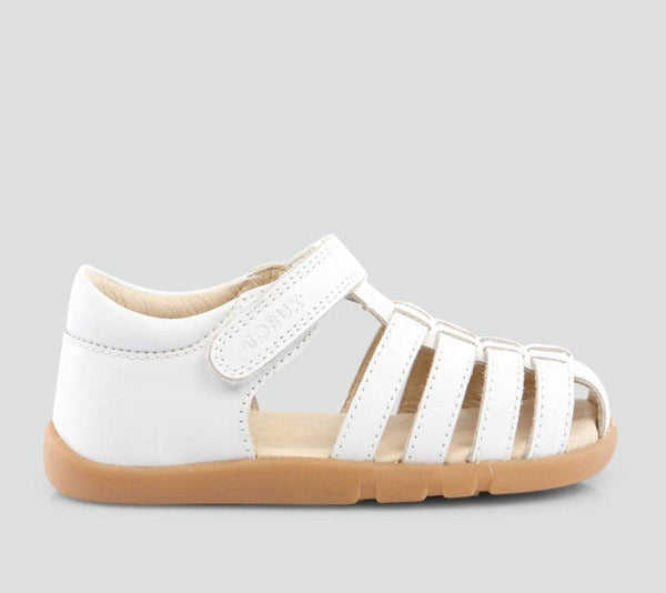 iwalk-skip-sandal-in-white