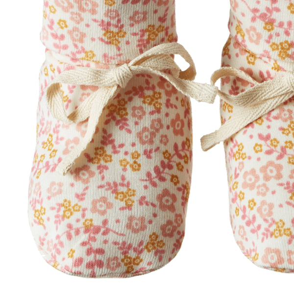 Nature baby Daisy Belle print booties