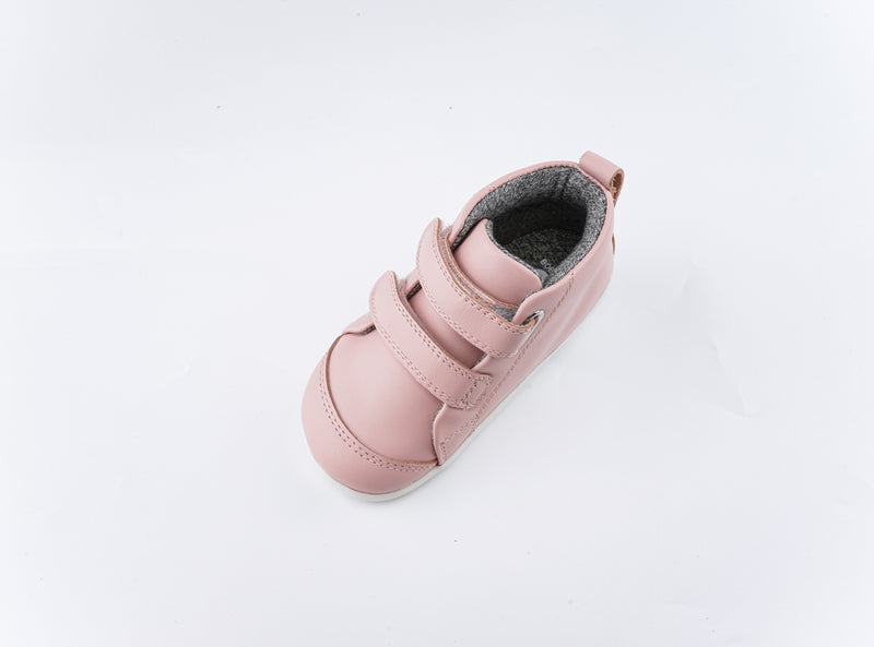 BOBUX Step up hi court boot seashell in Pink