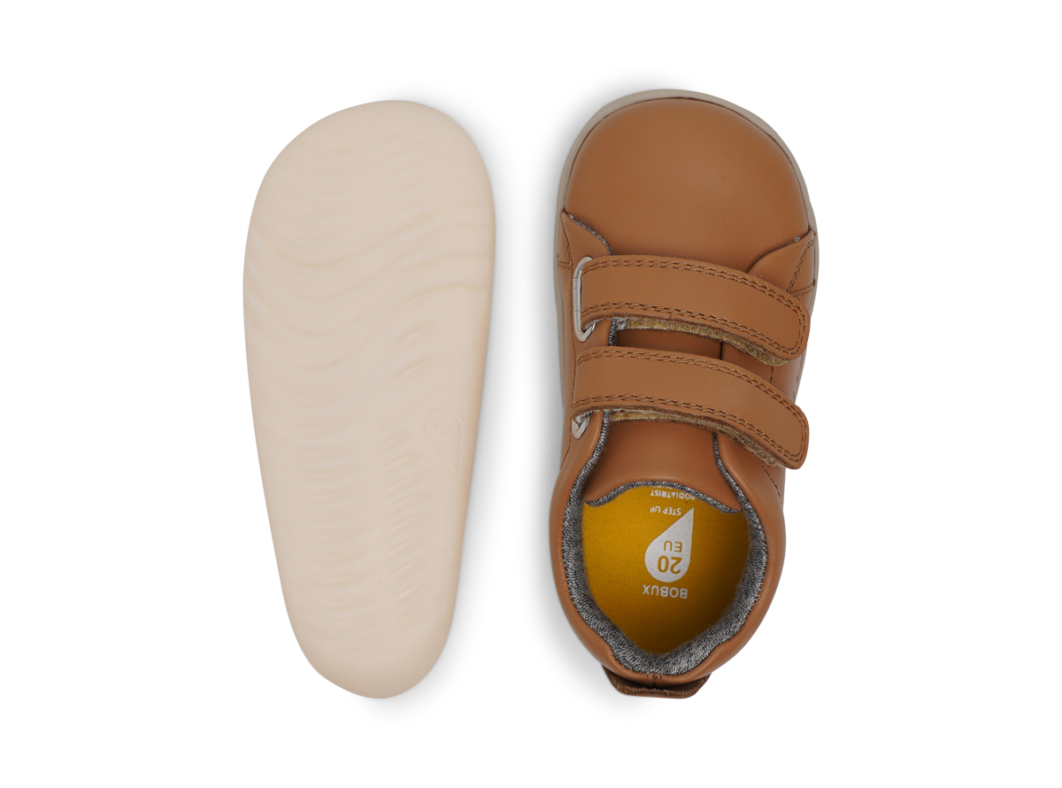 Bobux Step up Grass Court caramel in brown