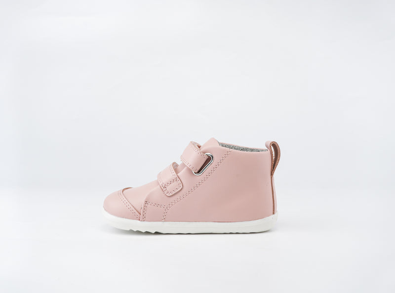 BOBUX Step up hi court boot seashell in Pink