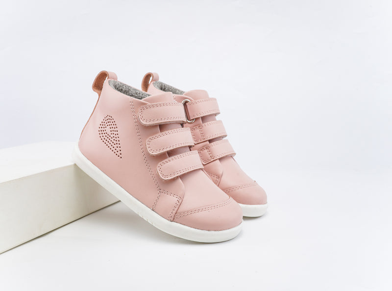 Bobux I-Walk Hi Court Boots seashell in pink