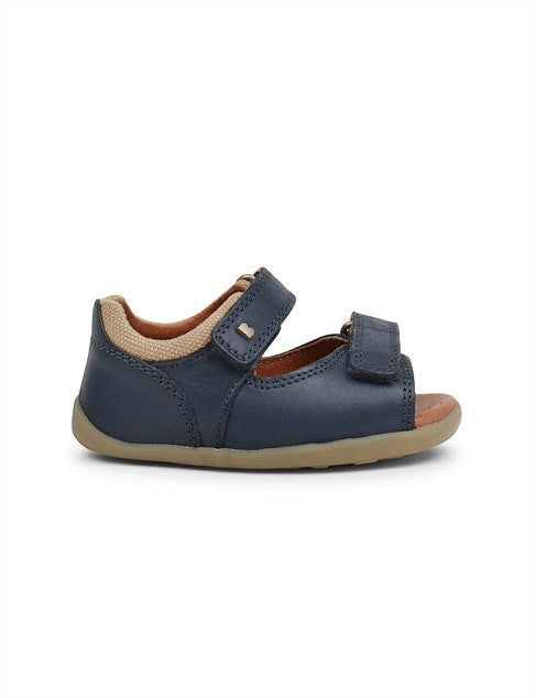 step-up-driftwood-sandal---navy---in-navy