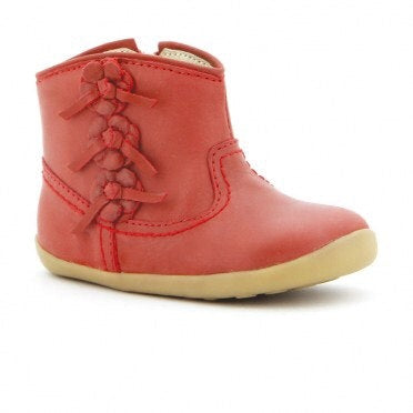 step-up-mayflower-boot-in-red